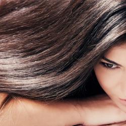Prirodna boja za kosu: metode bojanja bez štete za tijelo