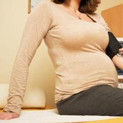 Небезпеки високого тиску на ранніх та пізніх термінах вагітності: причини, лікування, профілактика Підвищується тиск на ранніх термінах вагітності