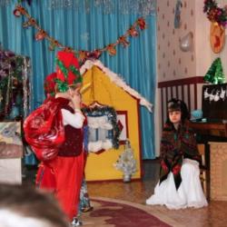 Πώς να περάσετε όμορφα Χριστούγεννα: σενάρια για τον εορτασμό της Γέννησης του Χριστού σε εσωτερικούς και εξωτερικούς χώρους για όλες τις ηλικίες Χριστουγεννιάτικα σενάρια για καλές πράξεις τα Χριστούγεννα