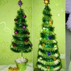 How to make a Christmas tree from pasta?